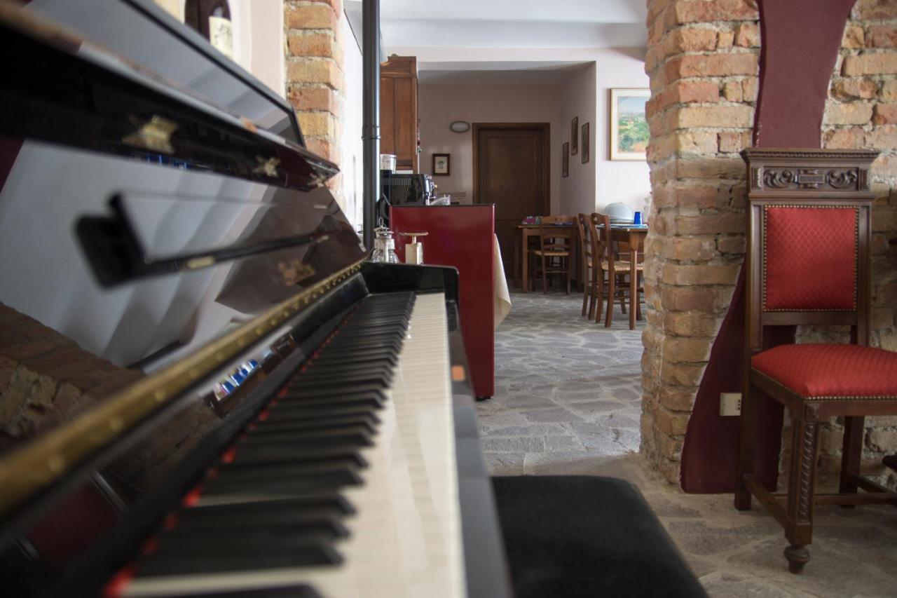 Cascina Dani Villa Agliano Terme Kültér fotó